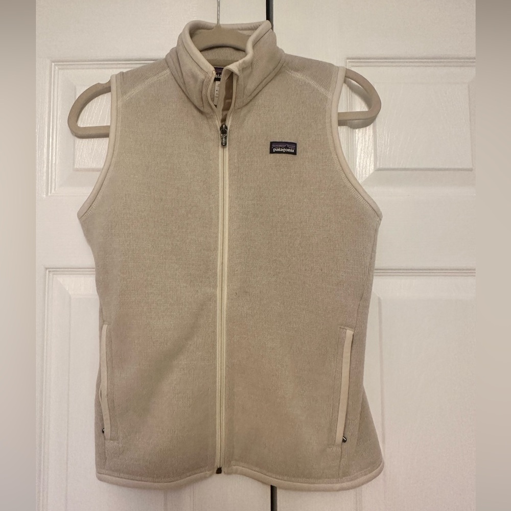 Patagonia Light Tan Fleece Jacket
